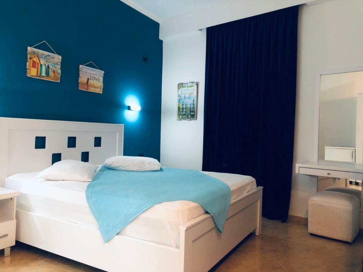 Envi Hotel Vlore Bagian luar foto