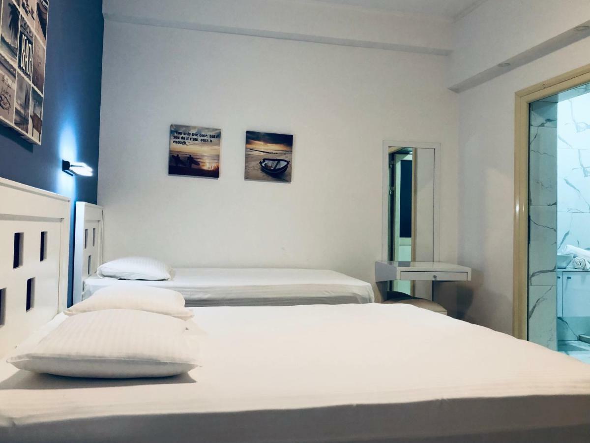Envi Hotel Vlore Bagian luar foto