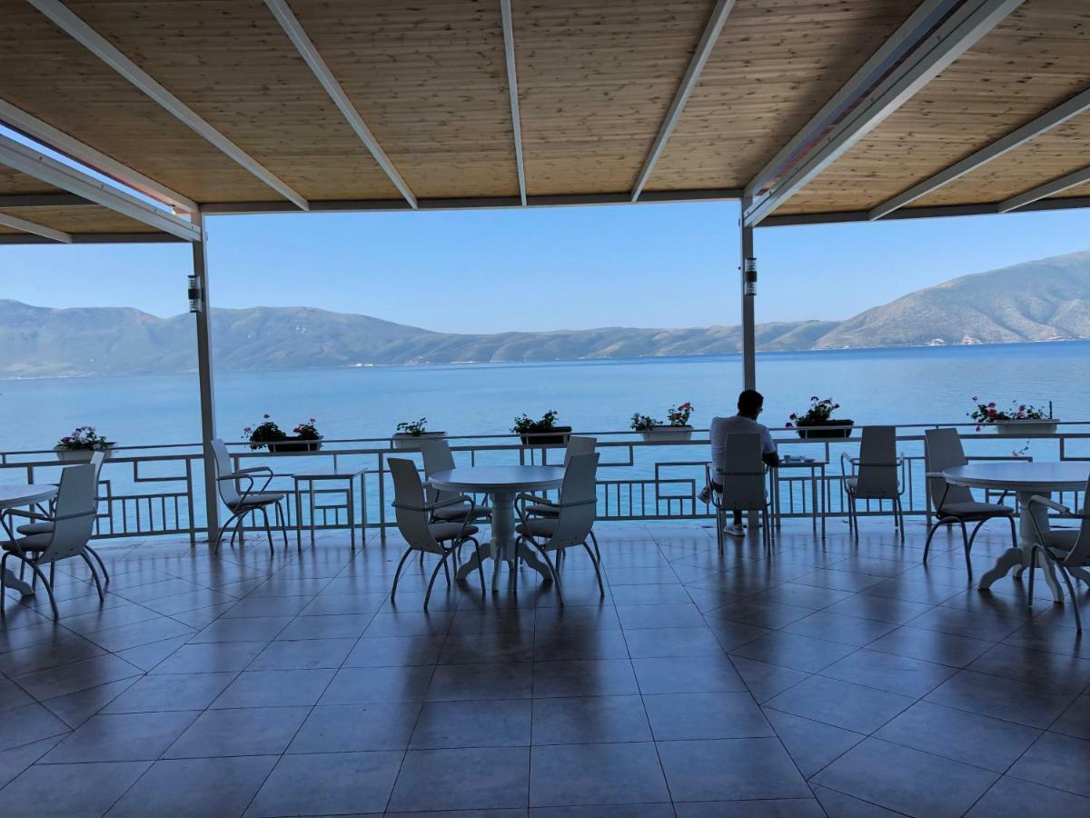 Envi Hotel Vlore Bagian luar foto