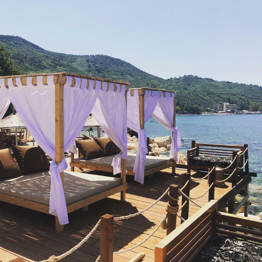 Envi Hotel Vlore Bagian luar foto