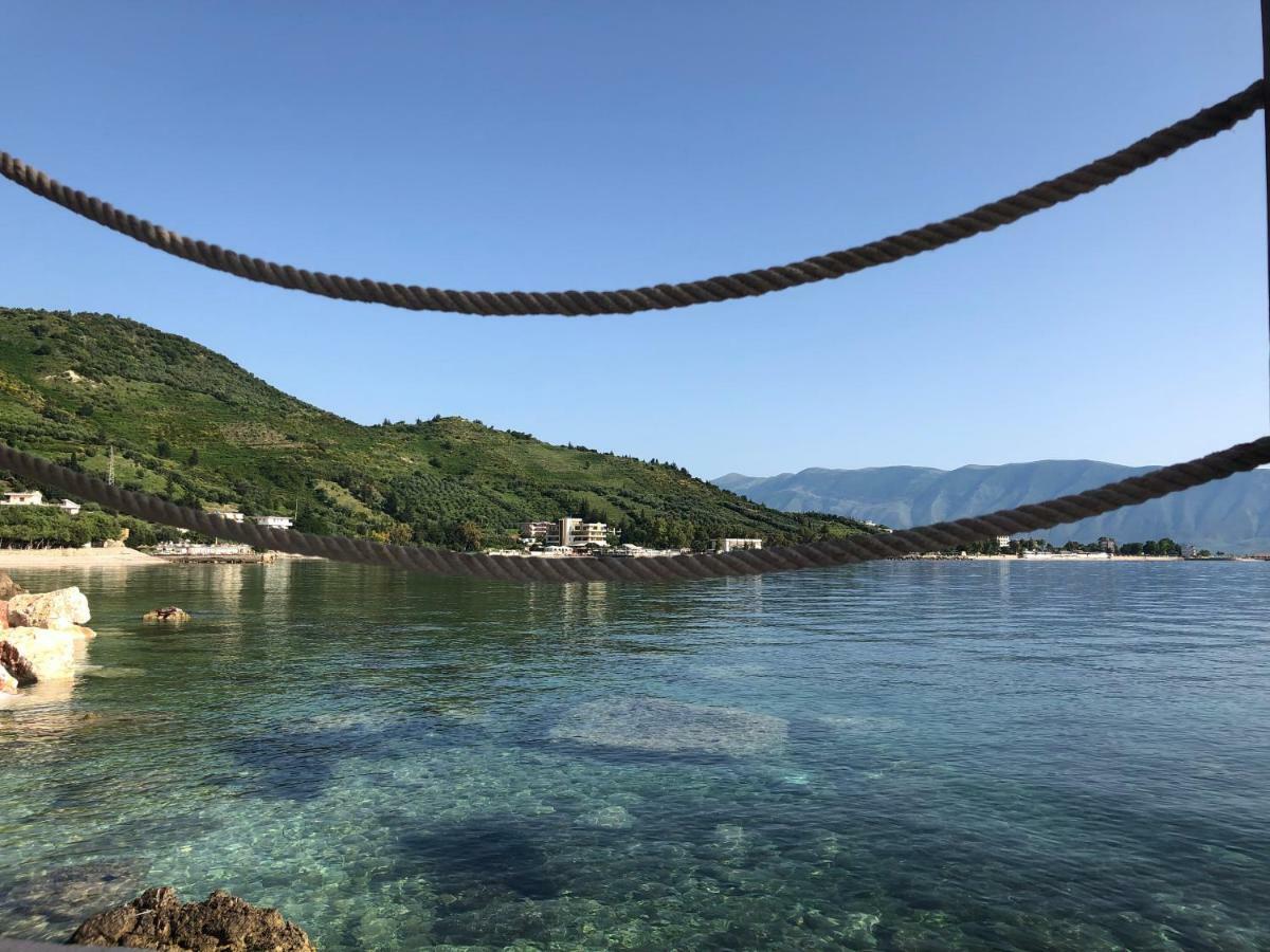 Envi Hotel Vlore Bagian luar foto